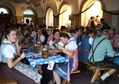 im bierzelt oktoberfest